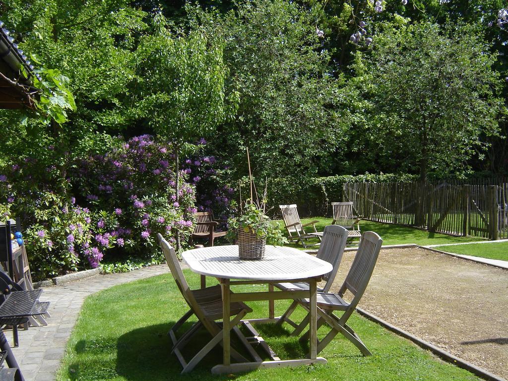 B&B Wisteria Herne Exterior foto